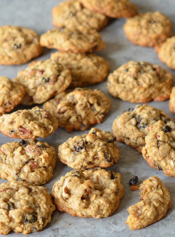 oatmeal raisin cookies