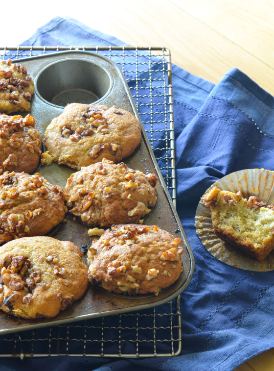 banana nut muffins