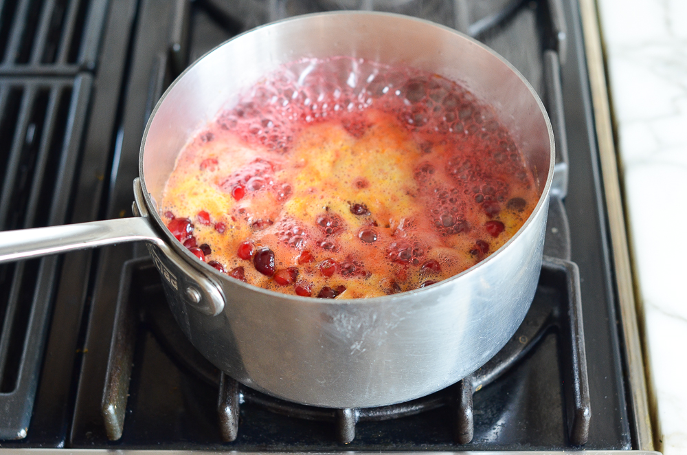 boiling cranberry sauce