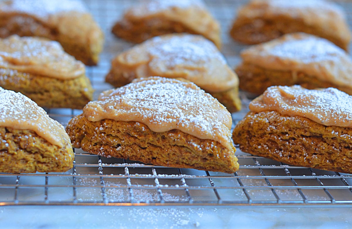 receita-de-scones-de-ab-bora-me-d-um-pouco-de-forno-cafe-lier