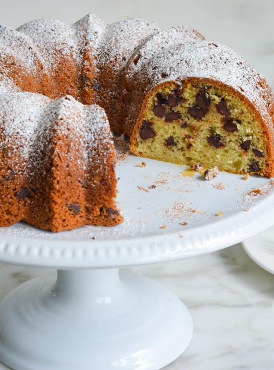 sour cream chocolate chip coffee cake