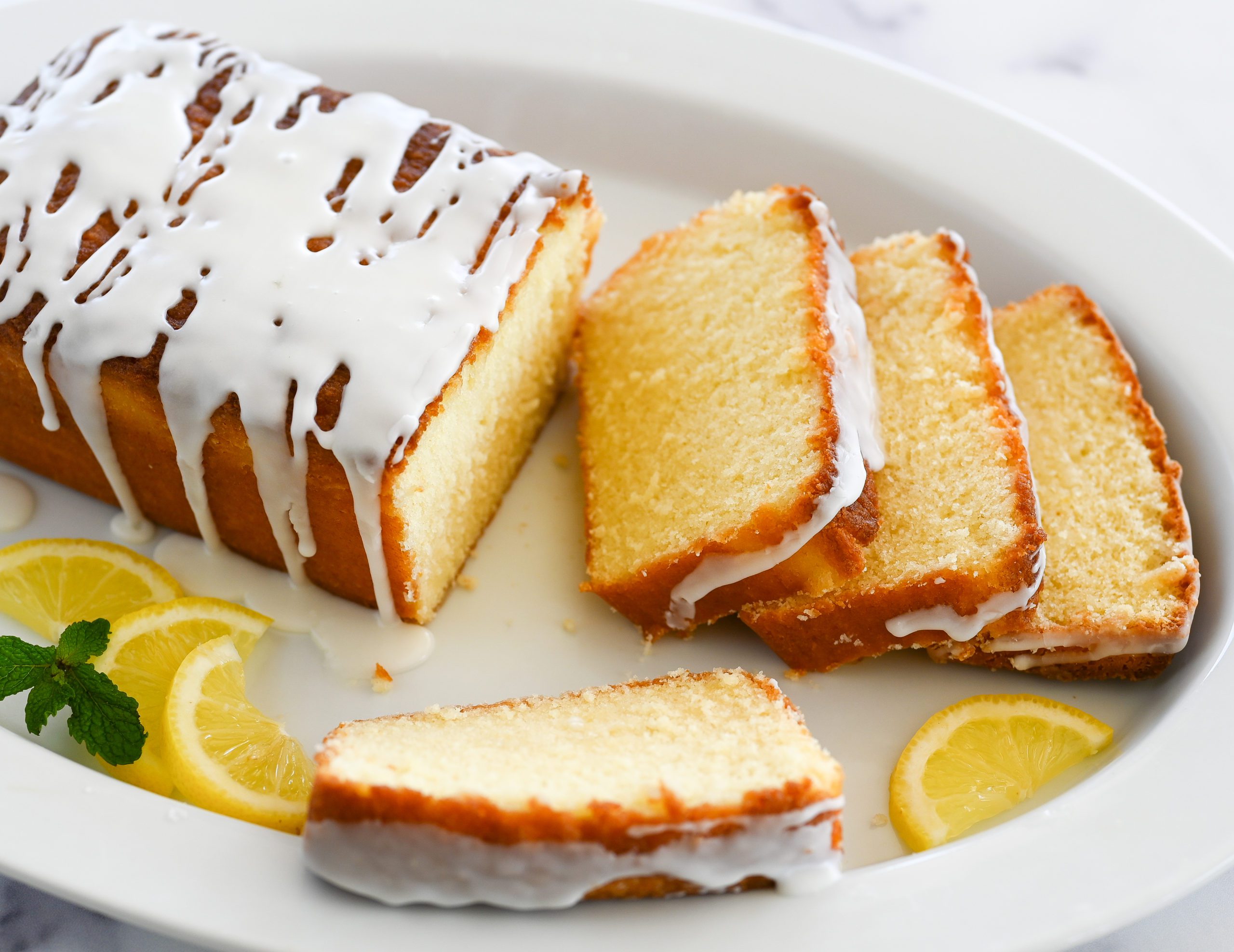 Mini Lemon Bundt Cakes - Simply Whisked