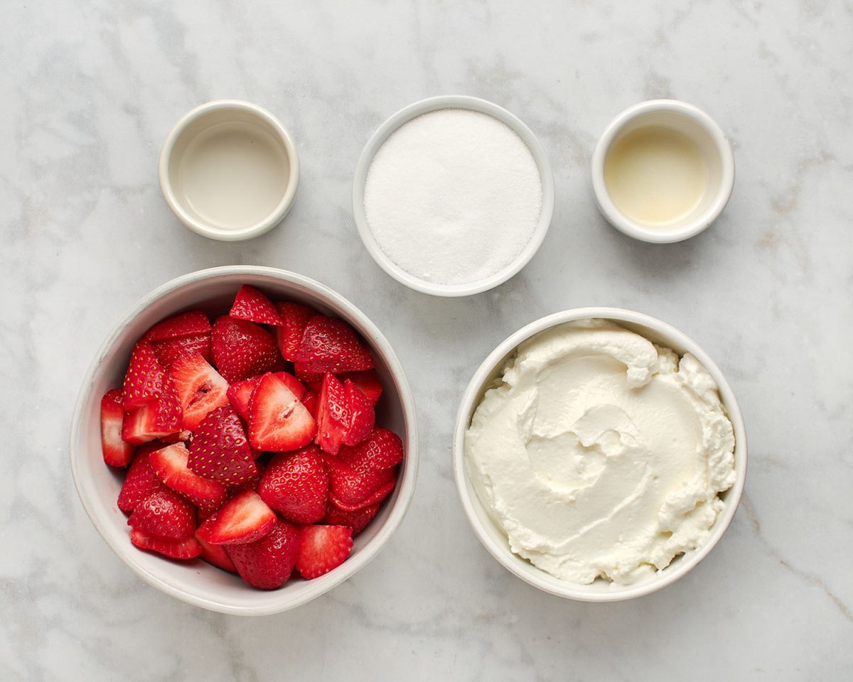 ingredients for strawberry frozen yogurt