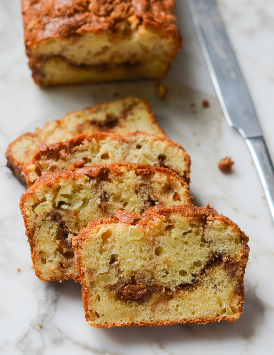 sliced apple bread