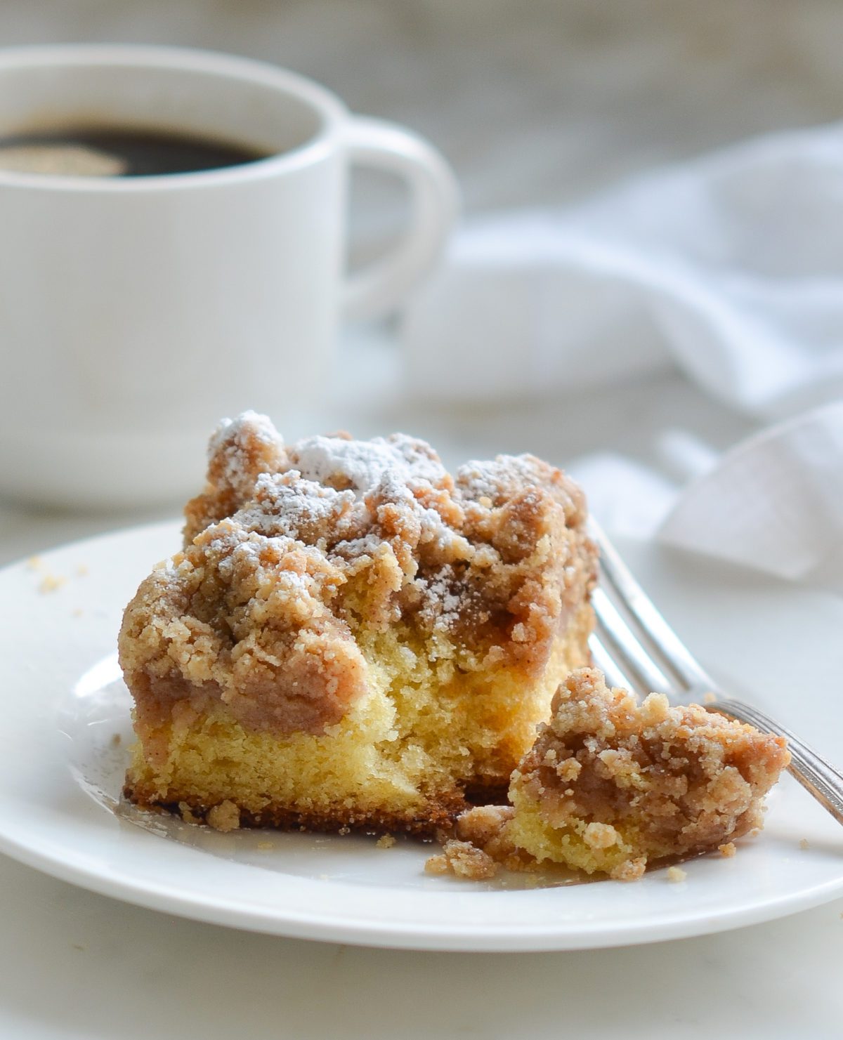 Apple Cinnamon Crumb Cake - A Latte Food