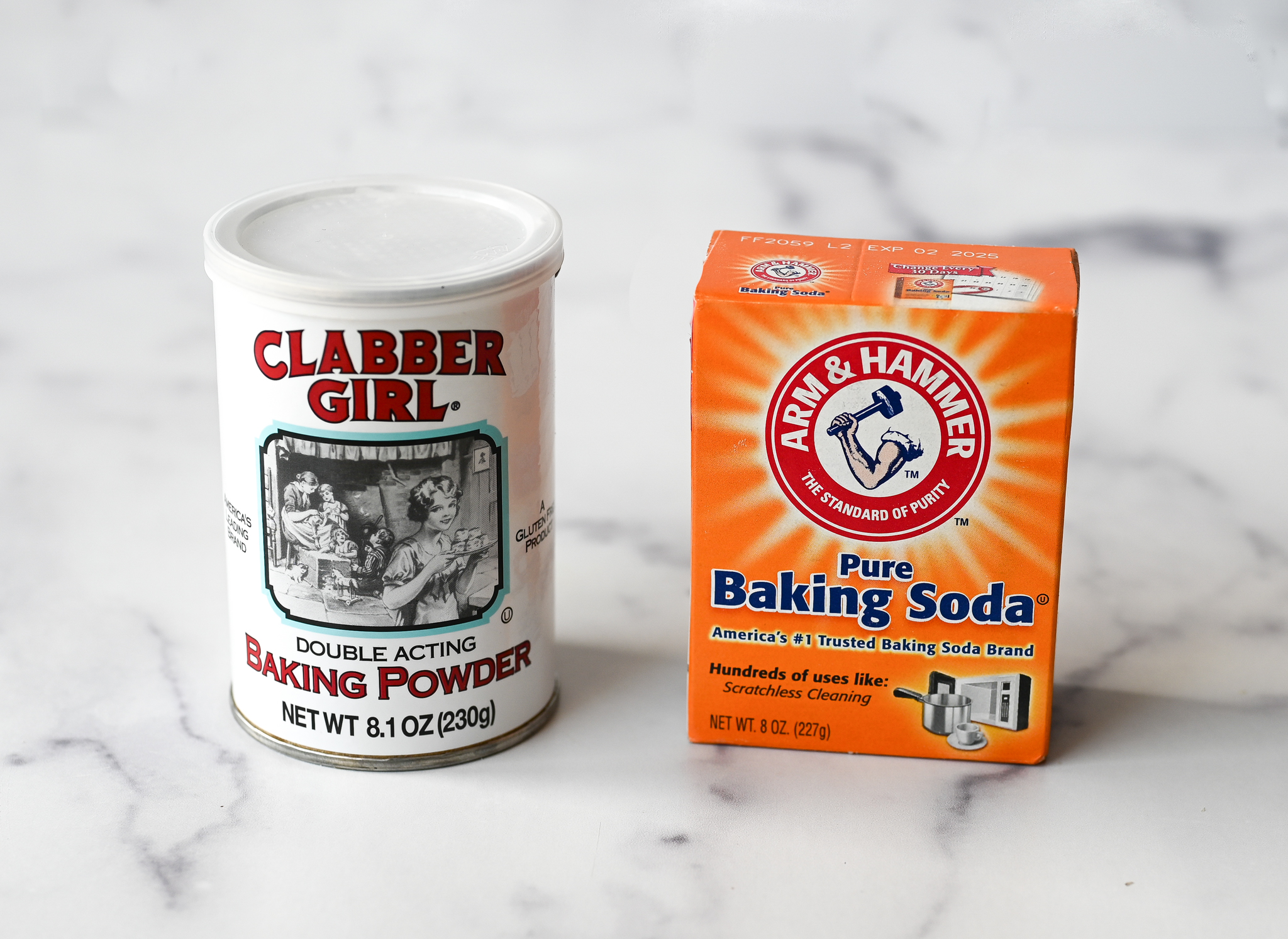 What's the difference between baking soda and baking powder?
