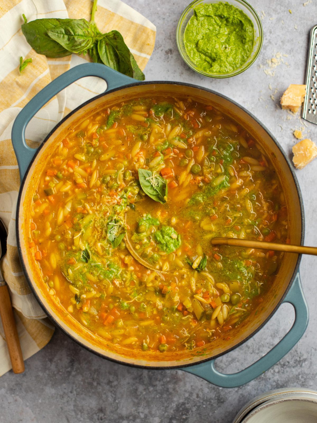 Chicken & Spinach Soup with Fresh Pesto