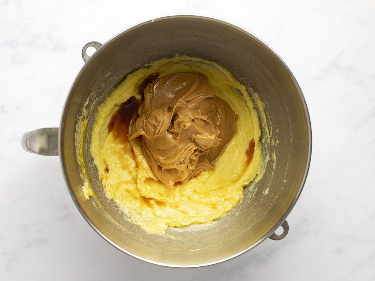 mixing bowl with peanut butter added to butter/sugar/egg mixture