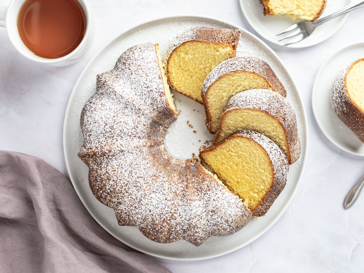 sliced pound cake on platter